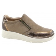 Zapato Cremallera Confort Cuña Taupe. Amarpies