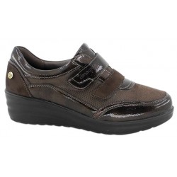 Deportivo Con Velcros Confort Cuña Marrón. Amarpies