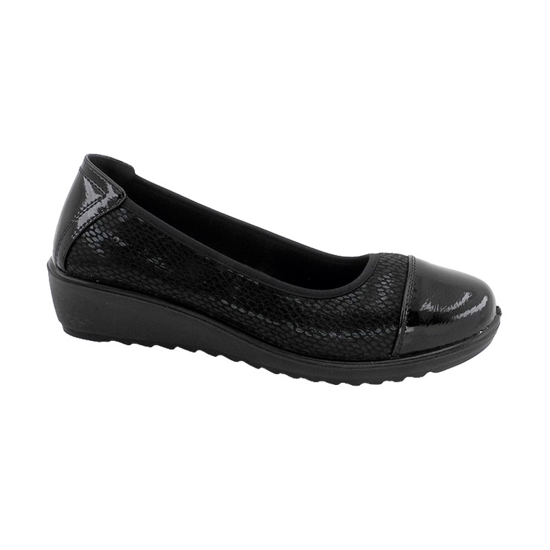 Zapato Salón Cuña Plantilla Confort Negro.  Amarpies